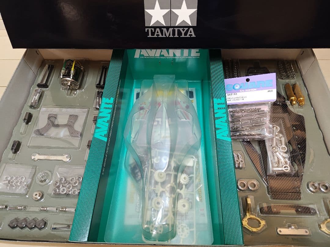 タミヤ 1/10 RCカー アバンテブラックスペシャル +チタンビス - メルカリ