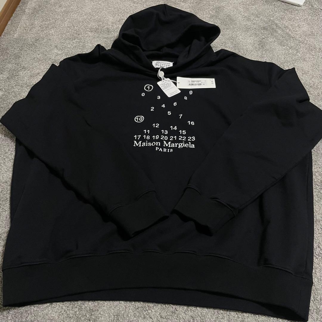定価12万‼️ XL新品 メゾン マルジェラ カレンダーロゴ フーディー