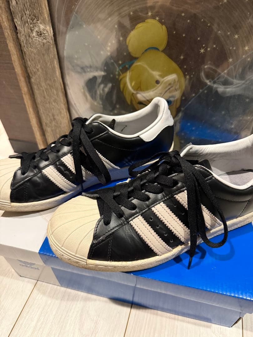 靴 adidas superstar 25.5cm