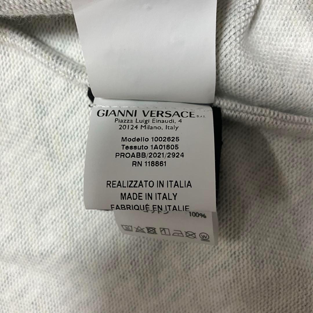 極美品 VERSACE ジップアップパーカー グレカ 総柄 38サイズ - メルカリ