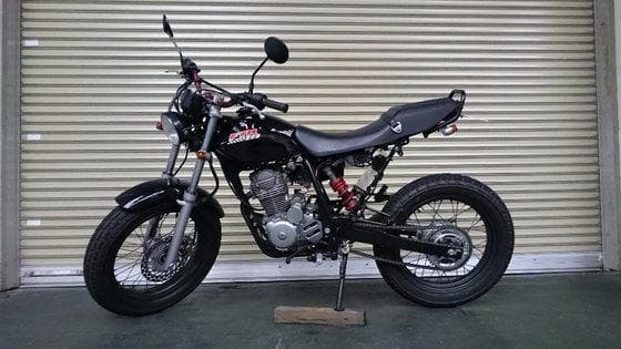 塗装無し 新品 FTR223用 ヒップアップアダプター ケツ上げ 送料