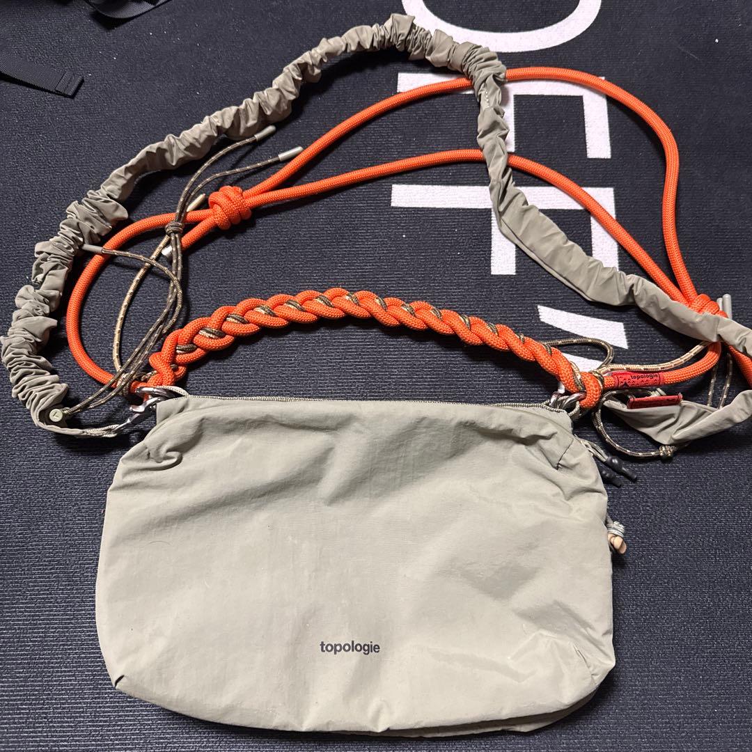 トポロジー topologie ボトルサコッシュ ラージ モス Moss ボトル サコッシュ ラージ モス｜トポロジー / Topologie 2025ギフト