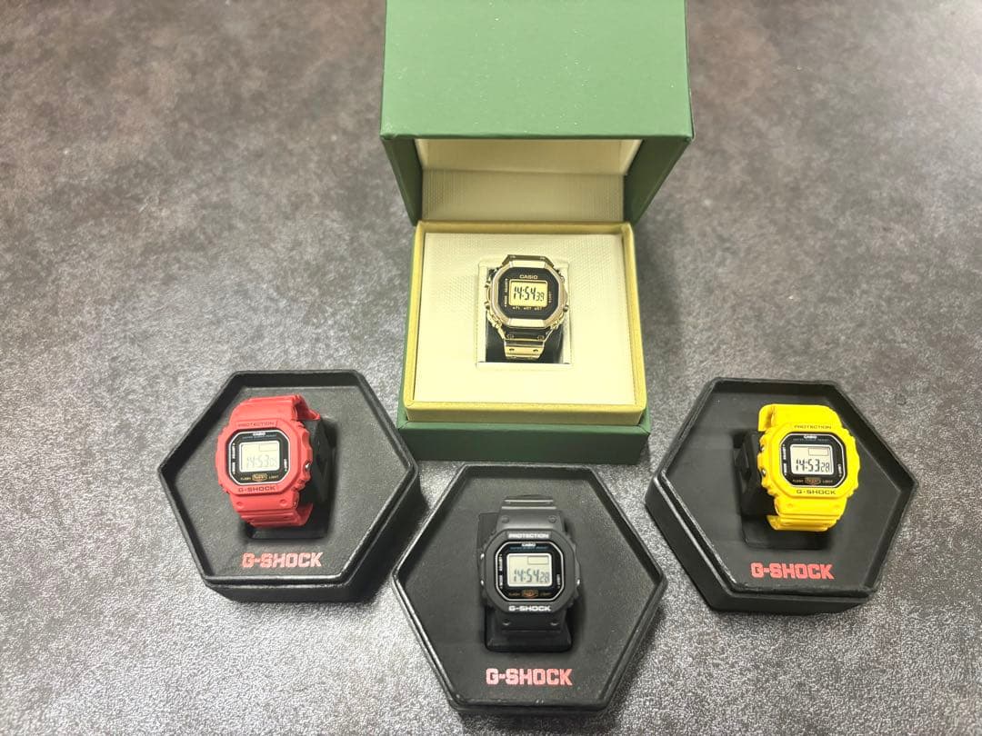 カシオ・リングウォッチ4点セット 抽選予約は、明日（12/5）正午まで！ カシオ時計事業50周年、指輪型