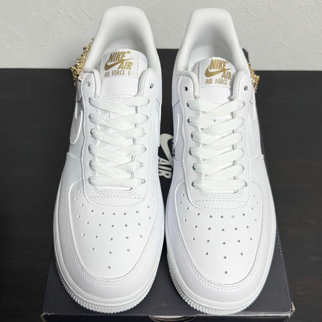 NIKE WMNS AIR FORCE 1 '07 LX ペンダント 24.0 - メルカリ