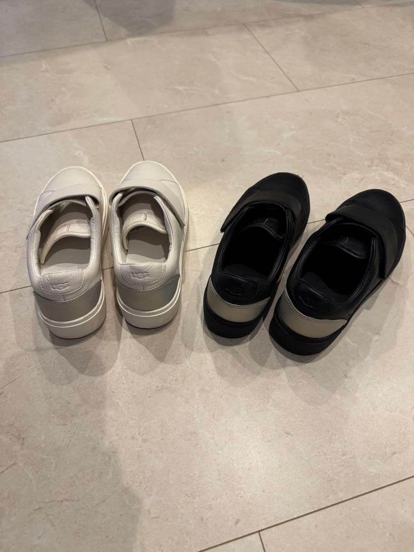 UGG スニーカー　2足セット　22.5cm