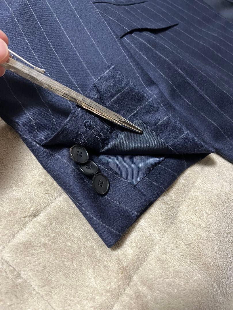 極美品】シップス×ドーメルの上品なチョークストライプの秋冬用スーツ