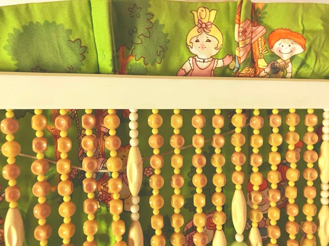 昭和レトロ ビーズのれん 黄色 緑色 当時物 レトロポップ 玉暖簾 珠