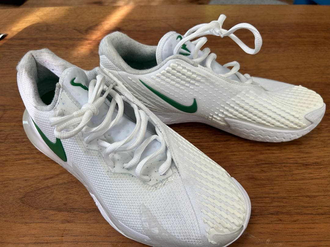 ナイキ コート ズーム ヴェイパー ケージ 4 ラファ（26.0cm）