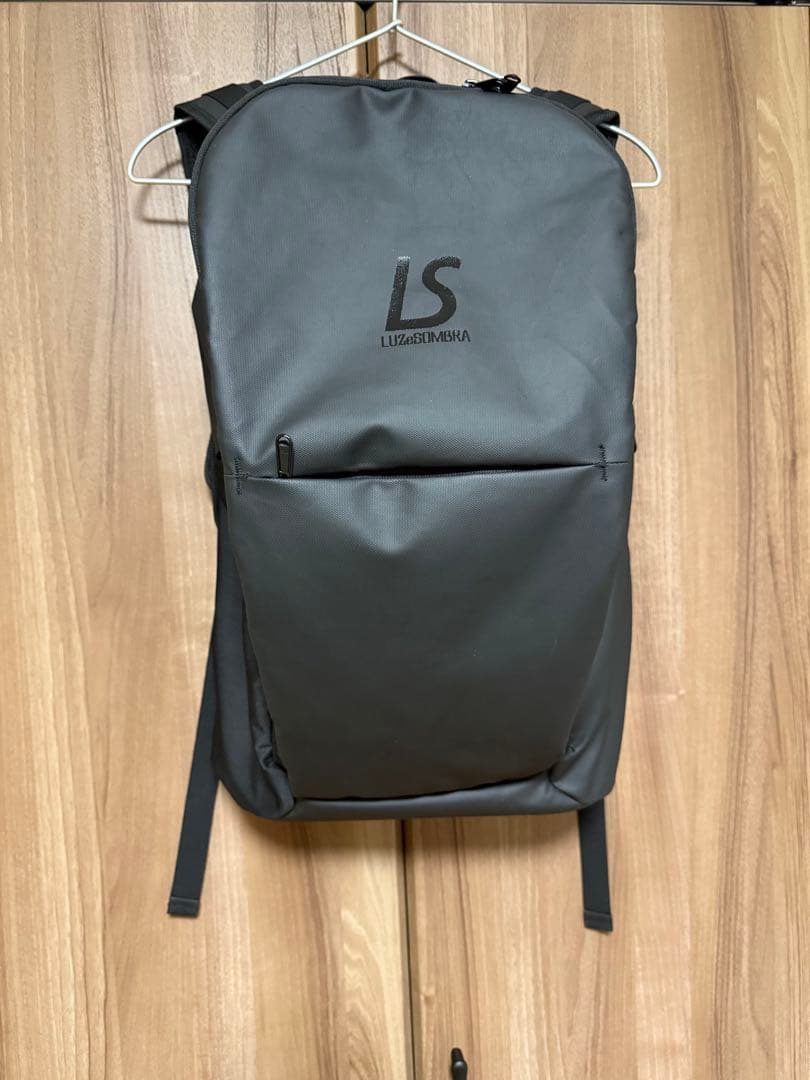 ルースイソンブラ TWM UTILLITY BACKPACK バックパック ルースイソンブラ/LUZ e SOMBRA バックパック/TWM UTILLITY BACKPACK