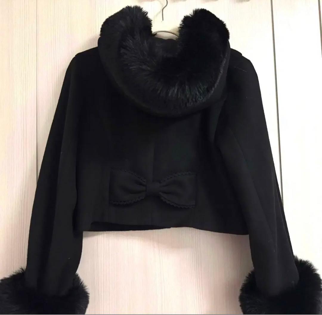 LIZLISA リズリサ ビジューリボンショートフードコート ブラック