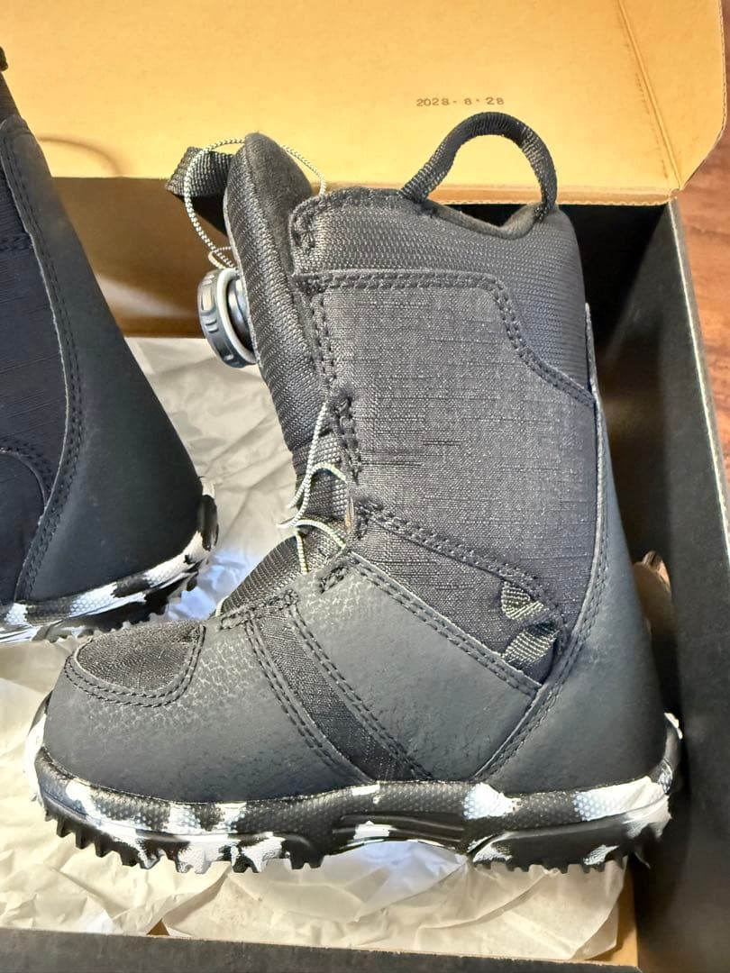 超美品BurtonGromBOA子ども用スノーボードブーツ 11C 17.5cm
