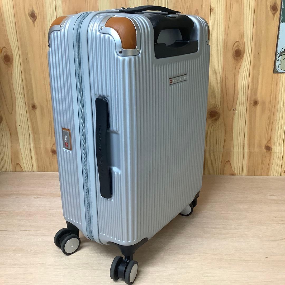スイスミリタリー スーツケース 38.5L SM-C920 シルバー　※077