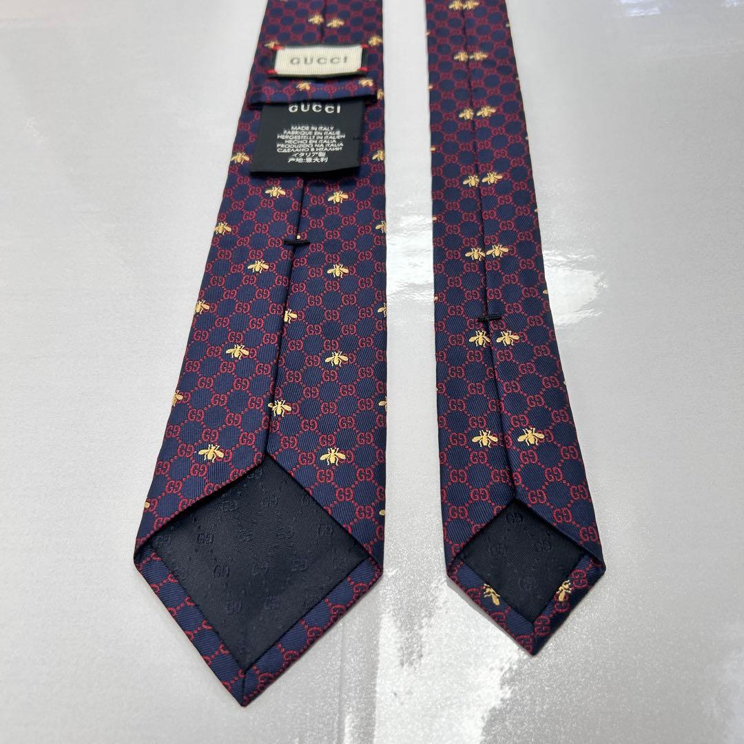 GUCCI グッチ 極美品 近年タグ ネクタイGG柄 ネイビー 蜂 ビー 大人気