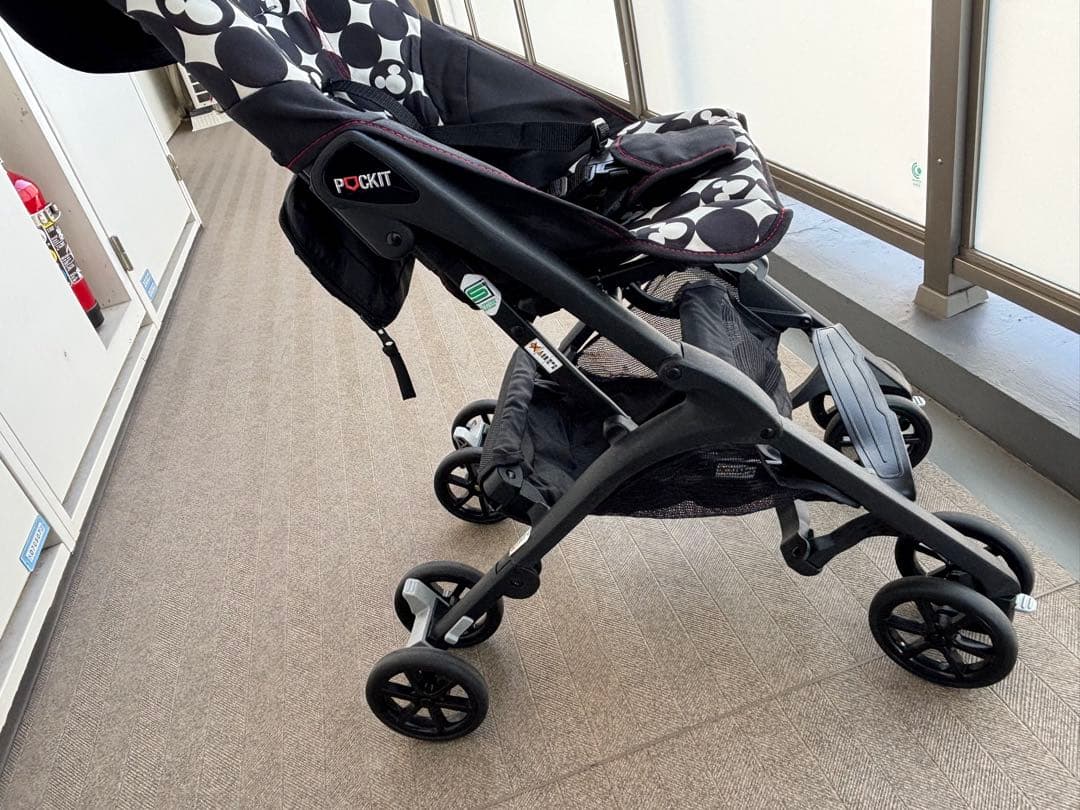 折りたたみベビーカー“ポキット”ベルメゾン限定のディズニー柄　廃盤