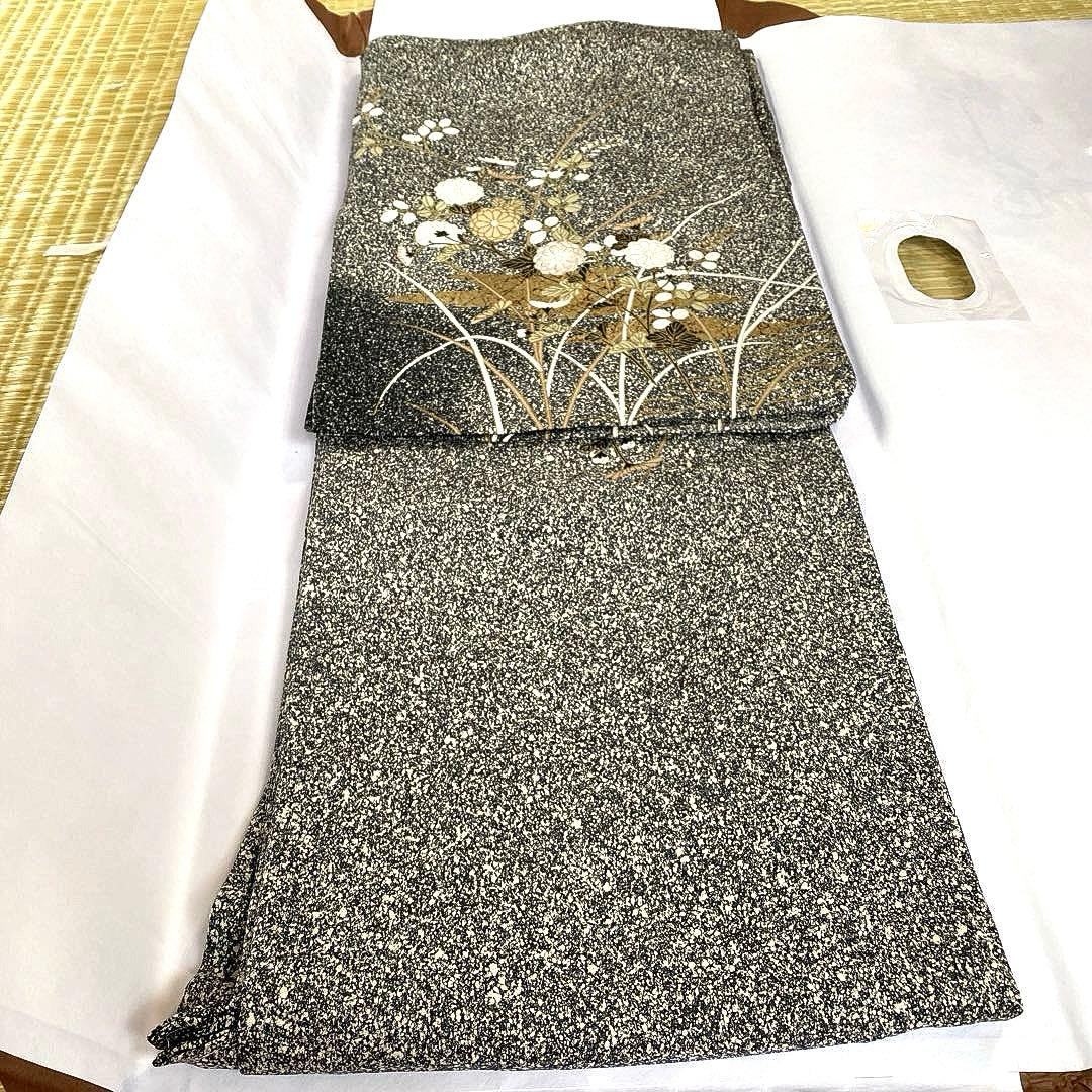 着物-袷着物2 秋草文様 黒地に金彩上品で華やかな装い【訪問着】【正絹