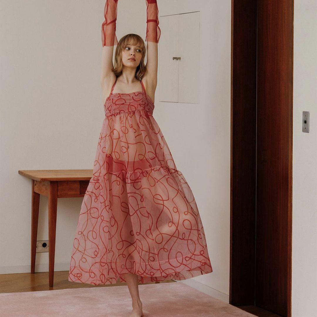 Uneune organdy cami dress poppy - メルカリ