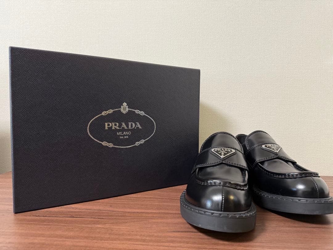 PRADA プラダ チョコレート ブラッシュドレザー ローファー PRADA】チョコレート ブラッシュドレザー ローファー (PRADA/ドレス