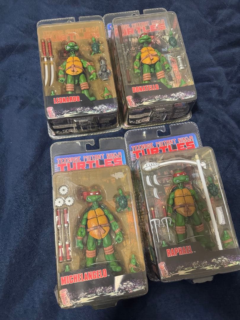 豆魚雷正規品 NECA タートルズ 原作 TMNT 豆魚雷限定/パッケージダメージあり】TMNT Cartoon animation/ パンク
