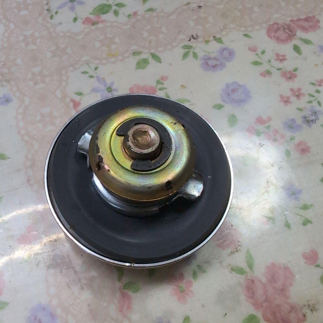 希少 TRDオイルフィラーキャップ ワンタッチ式 1JZ-GTE等へ - メルカリ