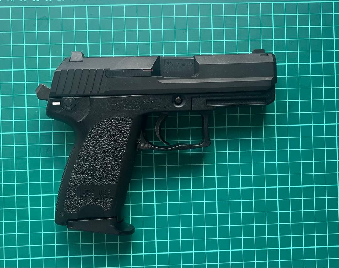 ケーエスシーKSC USPコンパクト　ガスガン 玩具　トイガン 楽天市場】KSC ガスブローバックハンドガン本体 H&K USPコンパクト 07