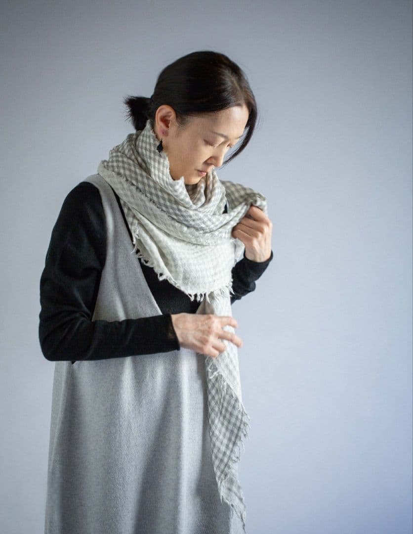 23AW ヨーガンレール ウールチェック二重スカーフ ウール100 ショール ヨーガンレール ウールチェックストール - メルカリ
