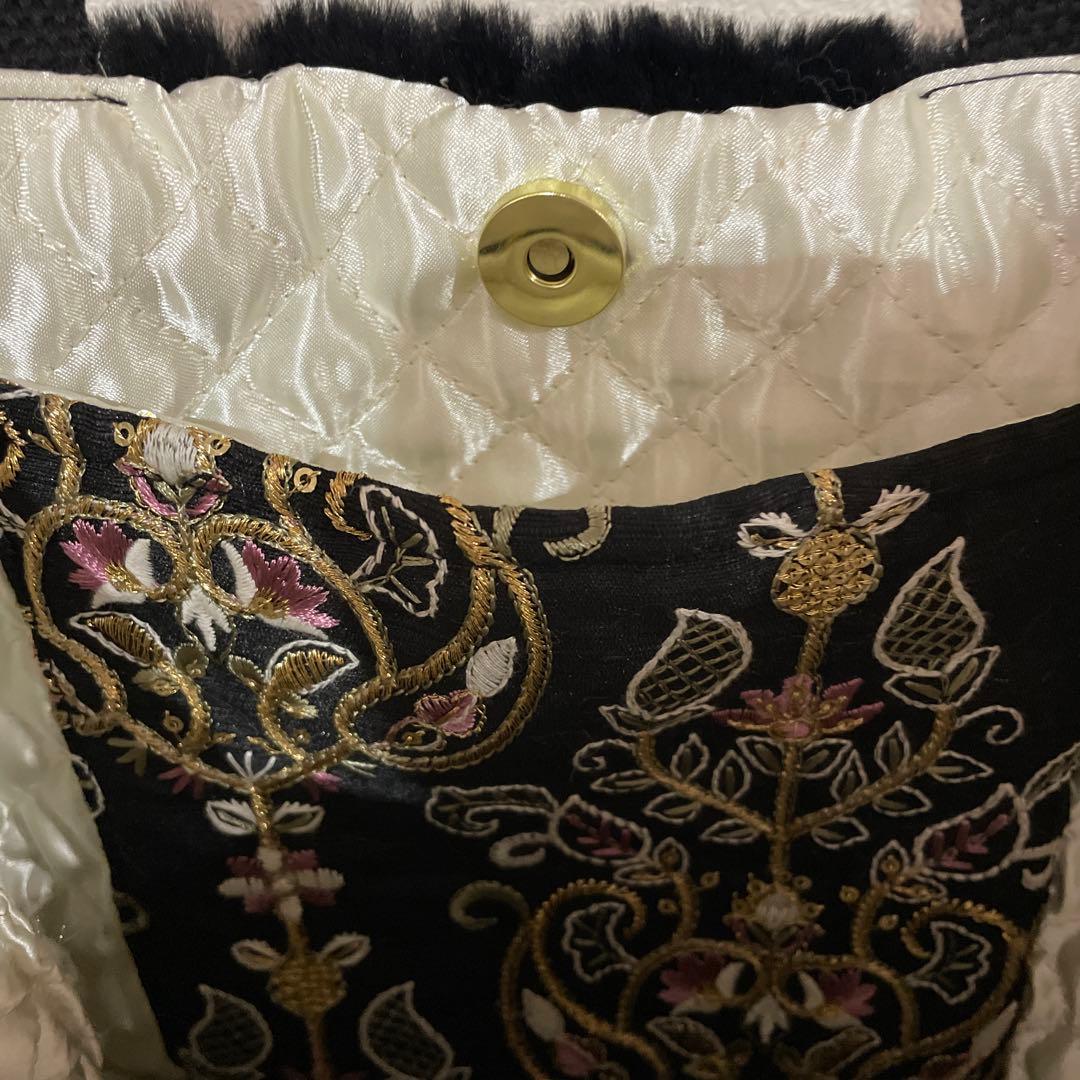 あ*き様 コヤンイサムチョン うさぎサンダーちゃん底バケツトートバッグ