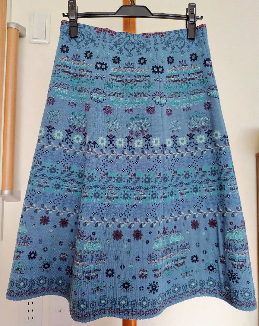 ドゥンクエ　ドイツ製ジャガード柄　フレアスカート キャットジャカードフレアスカート（82046402） | Rose Tiara