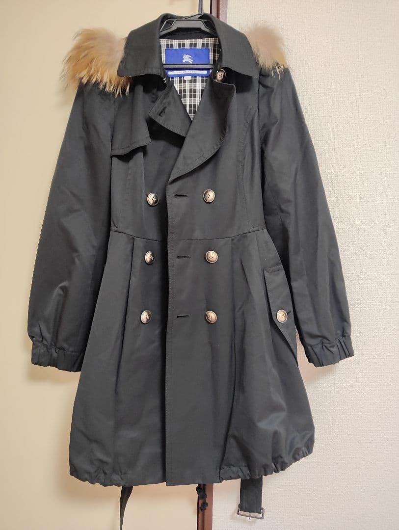 BURBERRY BLUE LABEL ファーフード付きコート 38 BURBERRY BLUE LABEL（バーバリーブルーレーベル） 美品△BURBERRY
