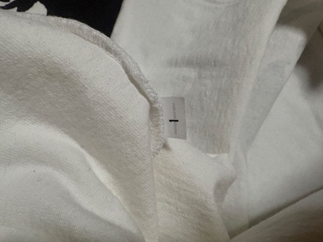 お洒落冬セット 【正規品】yeezy yzy vultures ロンt白 サイズ1