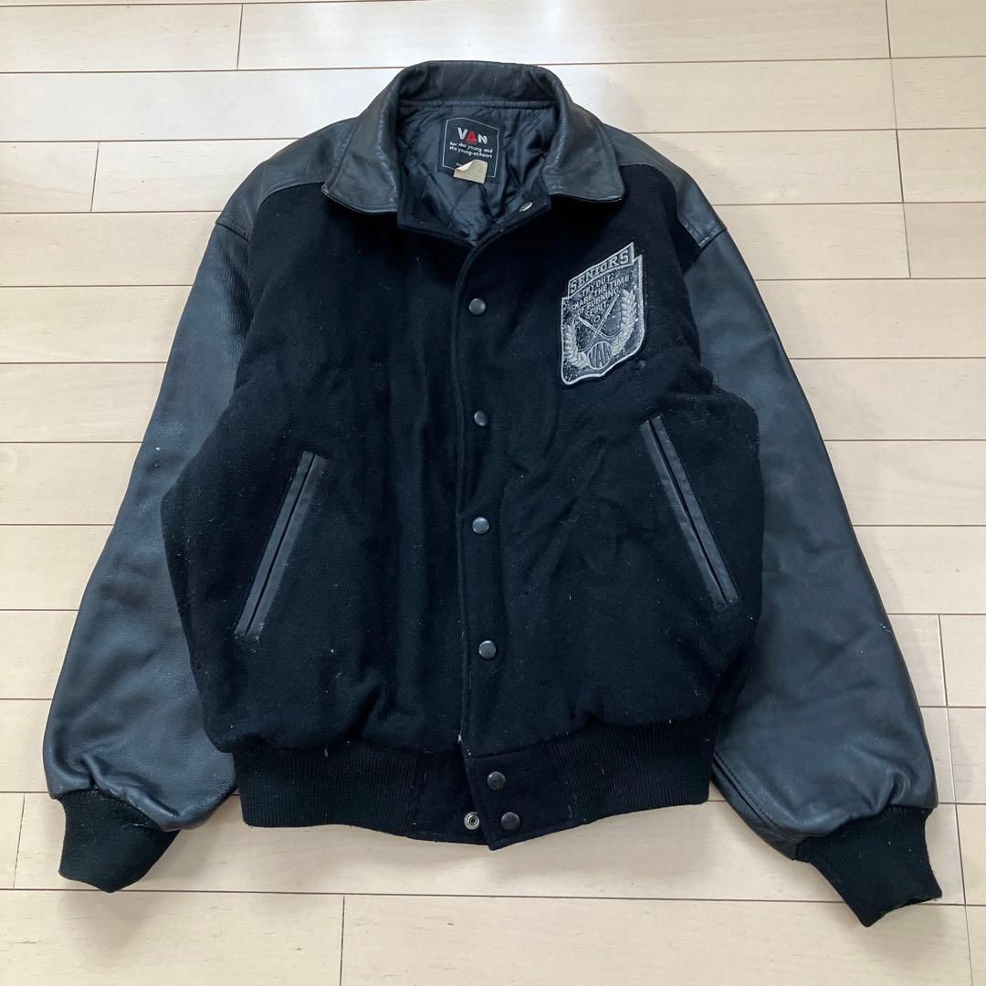 10.31 VAN JAC ヴァンヂャケット スタジャン ブラックBig One - メルカリ