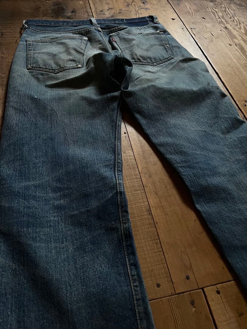 あ*か様 60s levi's 501 BIGE Sタイプ後期 ゴールデンサイズ - メルカリ