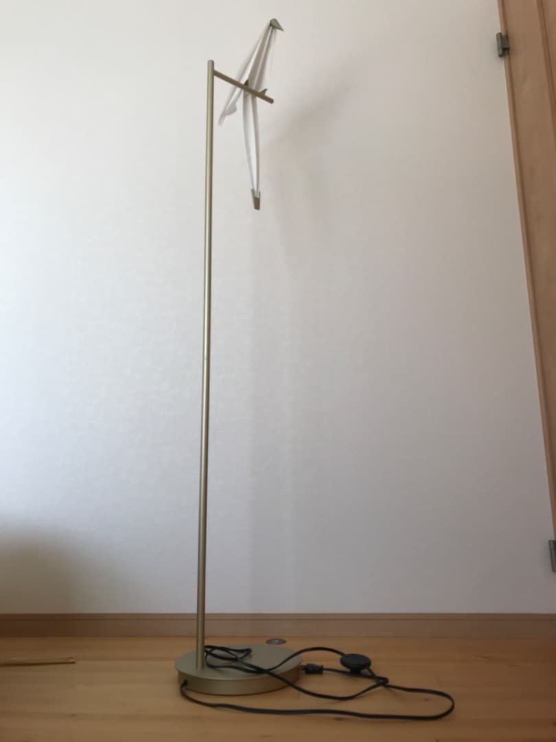 moooi 発送困難なため引き取り又はお届けいたします。