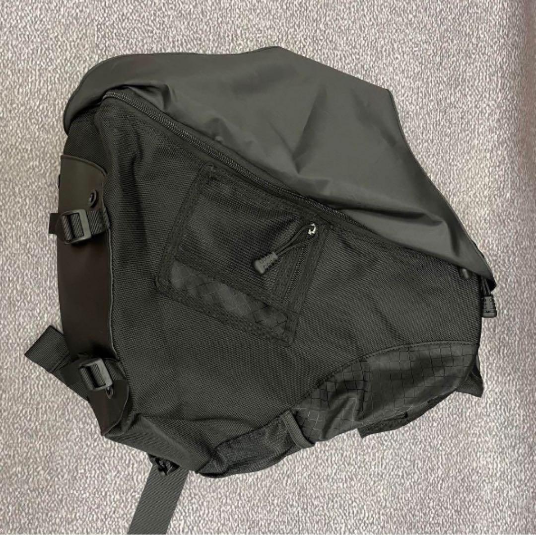 OAKLEY 00s Y2K ワンショルダーバッグ ボディバッグ - メルカリ