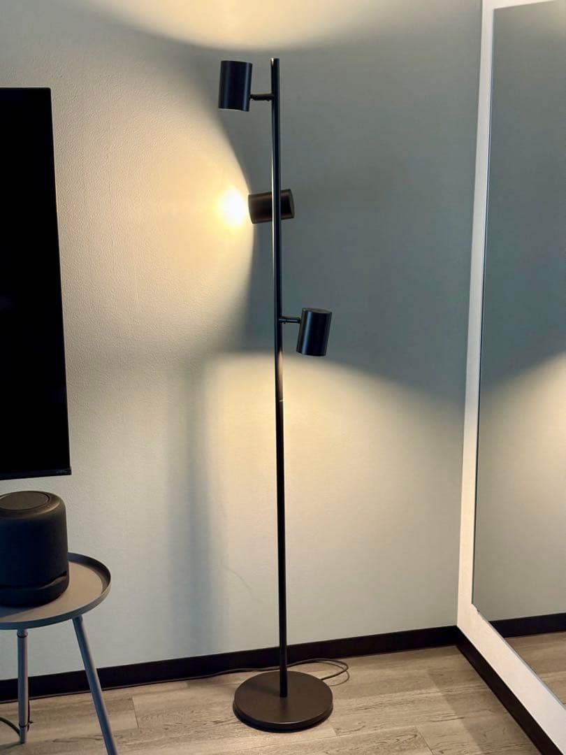 【3,000円OFF】IKEA フロアランプ(スマートLED電球セット) イケア【IKEA】フロアランプfado 品番10937 スマート電球付き - メルカリ
