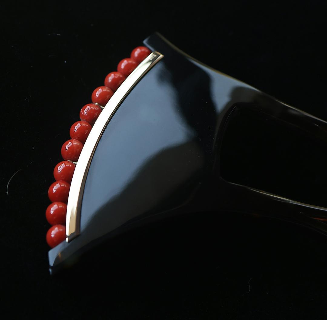 マ*ハ様 高級！ K18 赤珊瑚 本鼈甲 簪 バチ型 刻印あり 慶事 婚礼