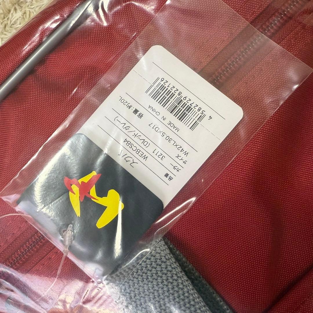 最終値引き早い者勝ち スクバ ワッペ 赤 新品未使用 旧ワッペ ワールド