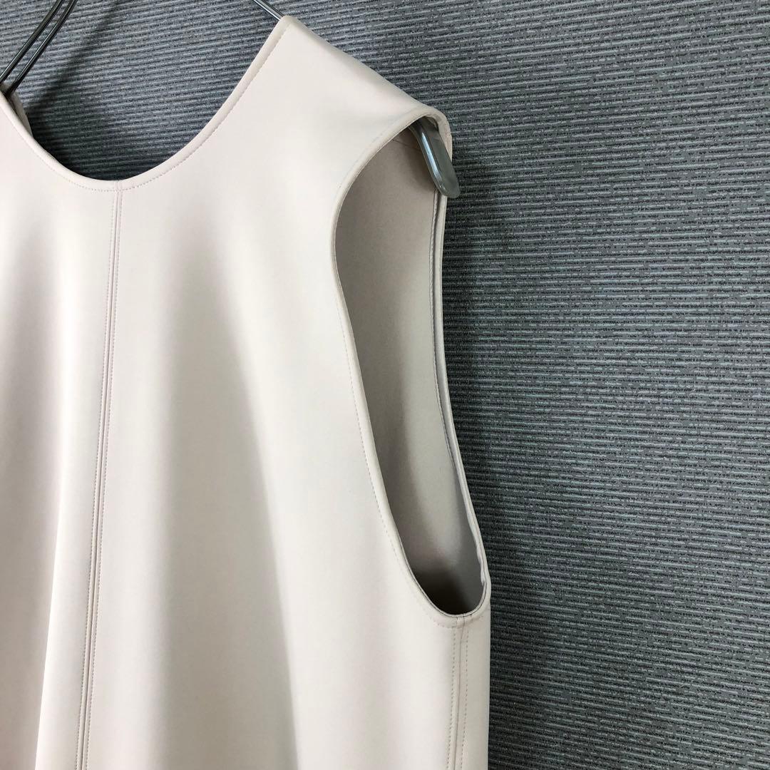 STUNNING LURE バックVオールインワン 0 ベージュ - メルカリ