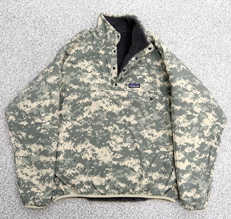 極上 XL相当 パタゴニア デジカモ リバーシブル スナップT 迷彩 - メルカリ