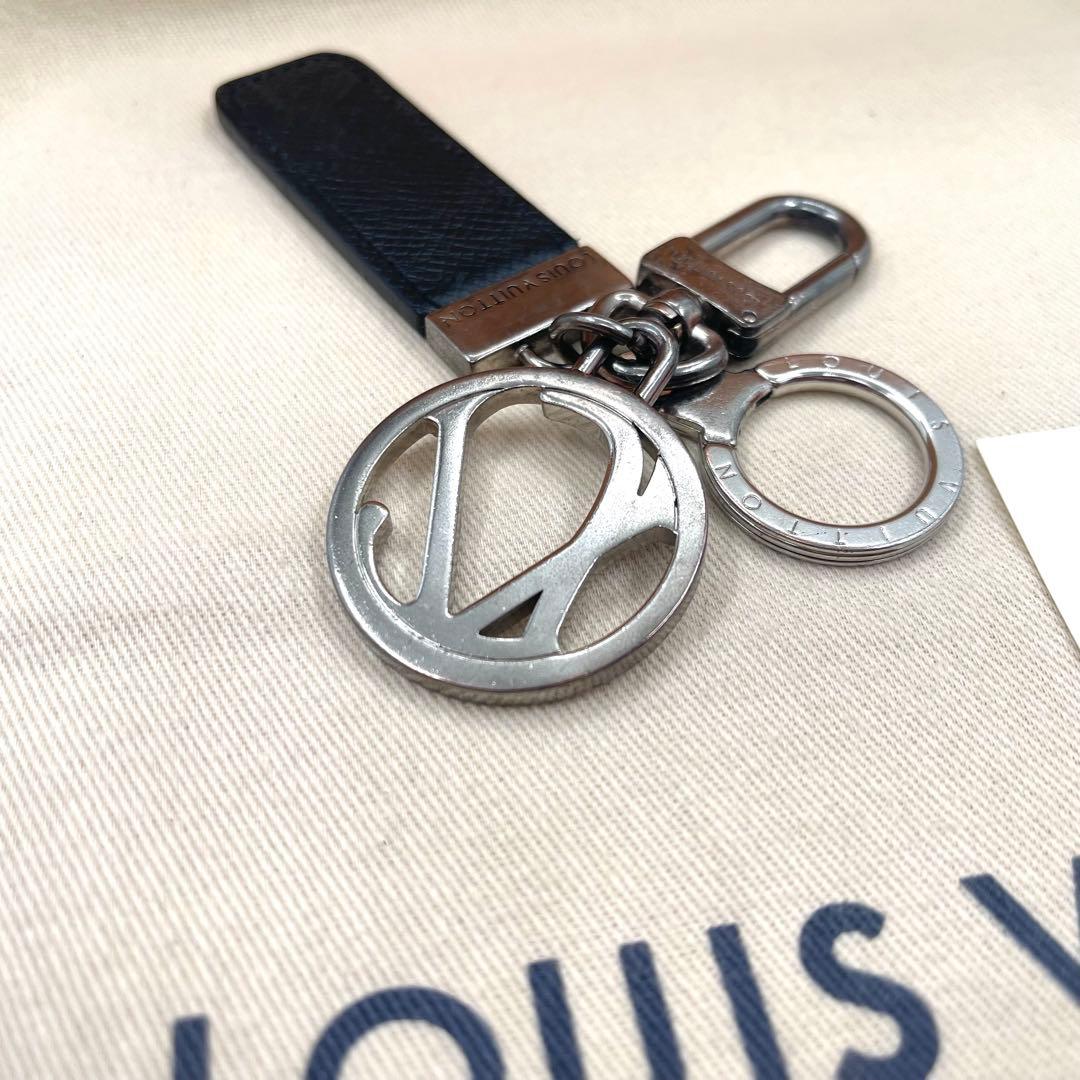 ルイヴィトン キーホルダー キーリング タイガ LVクラブ 779 - メルカリ