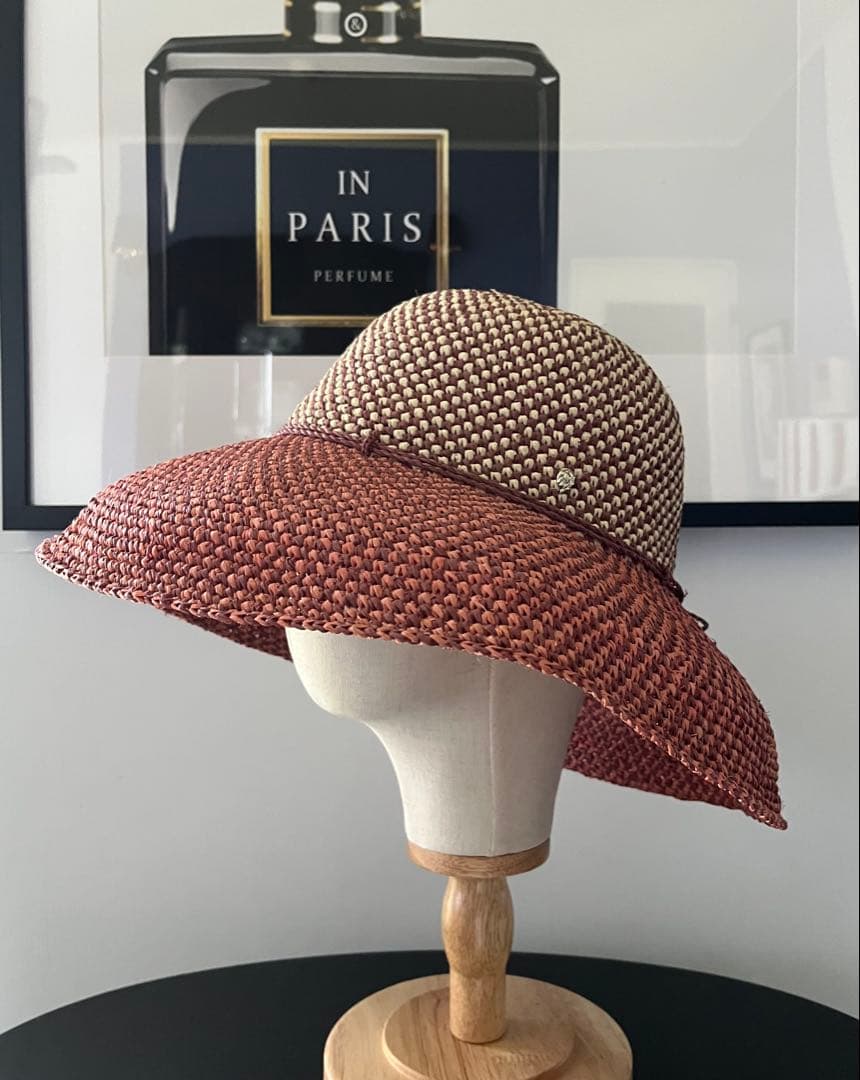 HELEN KAMINSKI☆ヘレンカミンスキー　麦わら帽子☆美品 Helen Kaminski（ヘレンカミンスキー） HELEN KAMINSKI NEWPORT SB