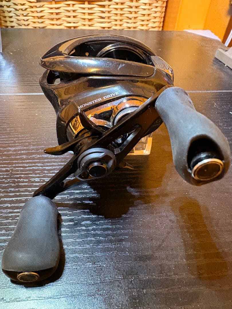 シマノ 左巻き 23アンタレスDCMD XG中古品 ワンオーナー - メルカリ