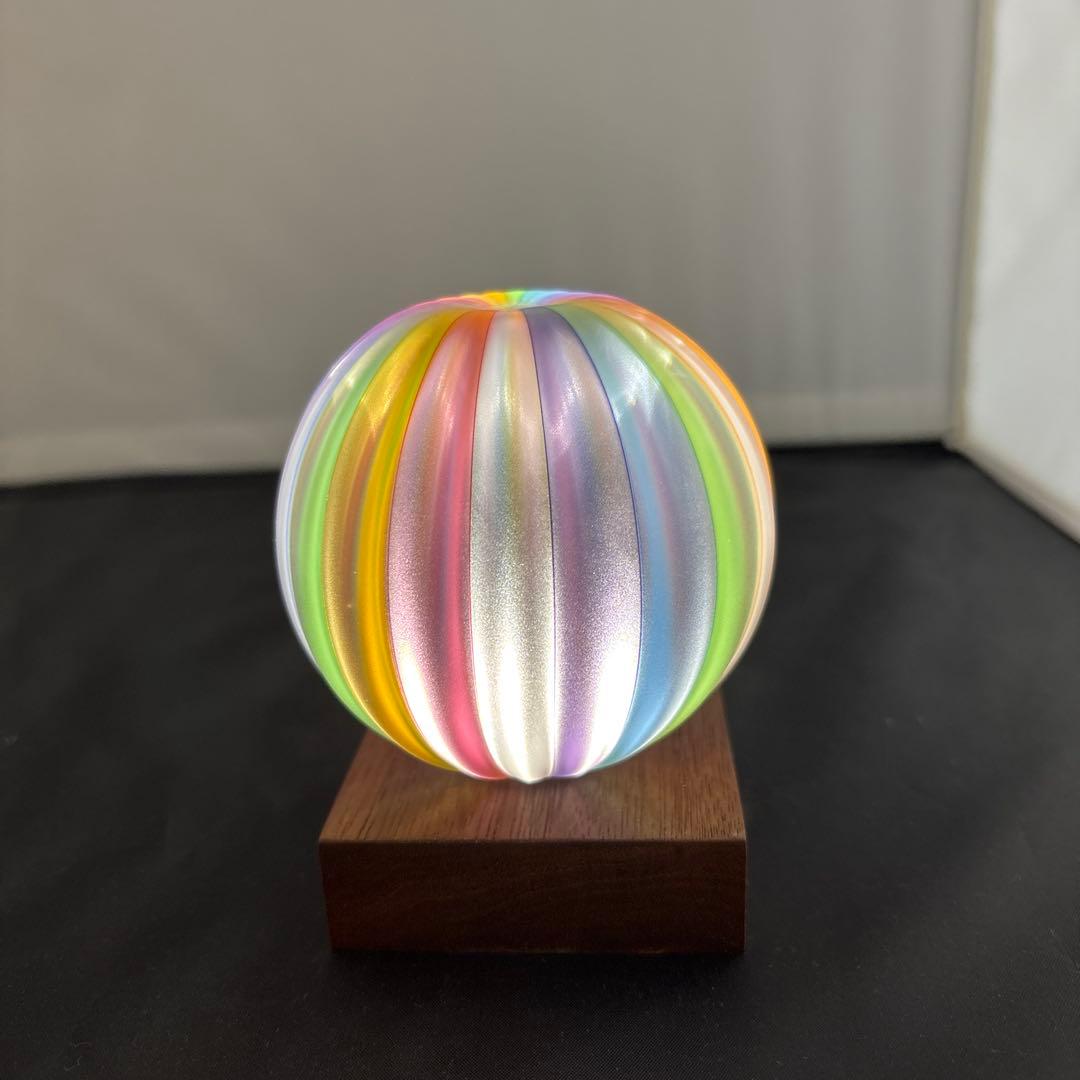 作家物　虹色ガラスの一輪挿し　未使用品 作家物 虹色ガラスの一輪挿し 未使用品 - メルカリ