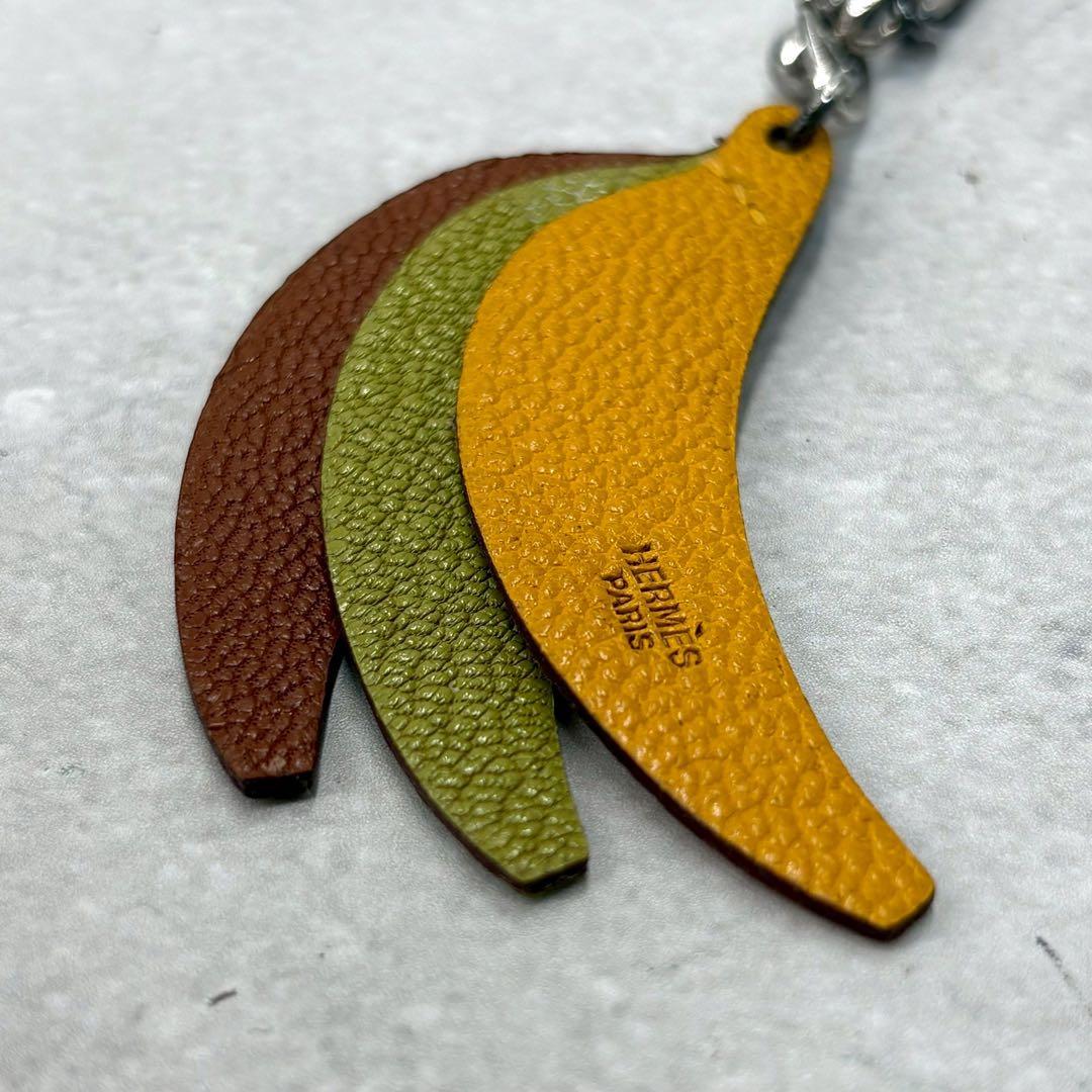 HERMES バナナ キーホルダー キーチャーム バッグチャーム - メルカリ