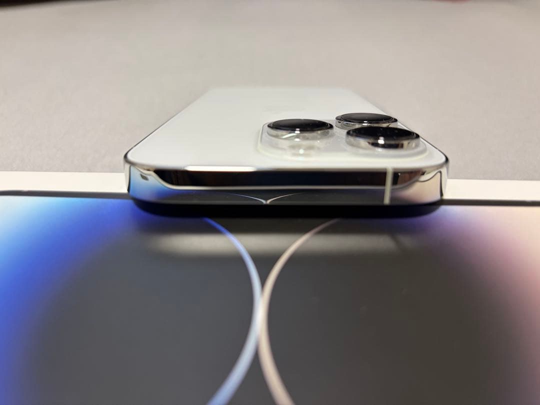 iPhone14 pro 256GB シルバー - メルカリ