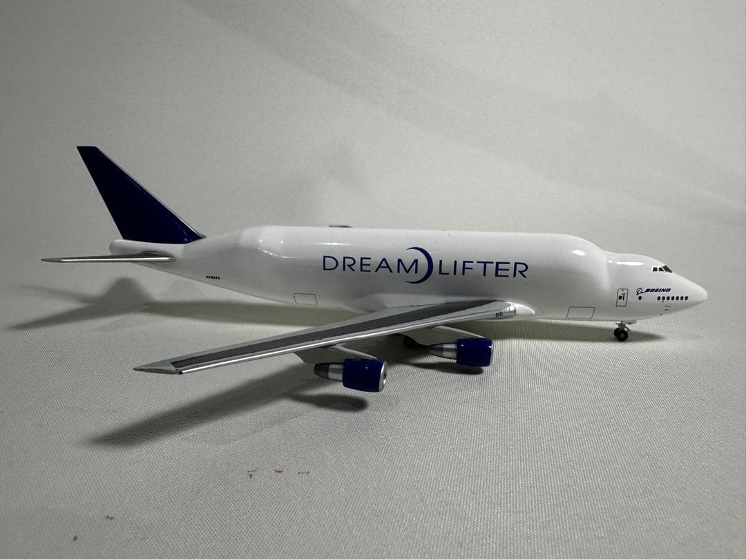 hogan製 BOEING 747 LCF Dreamlifter 1/400 - メルカリ