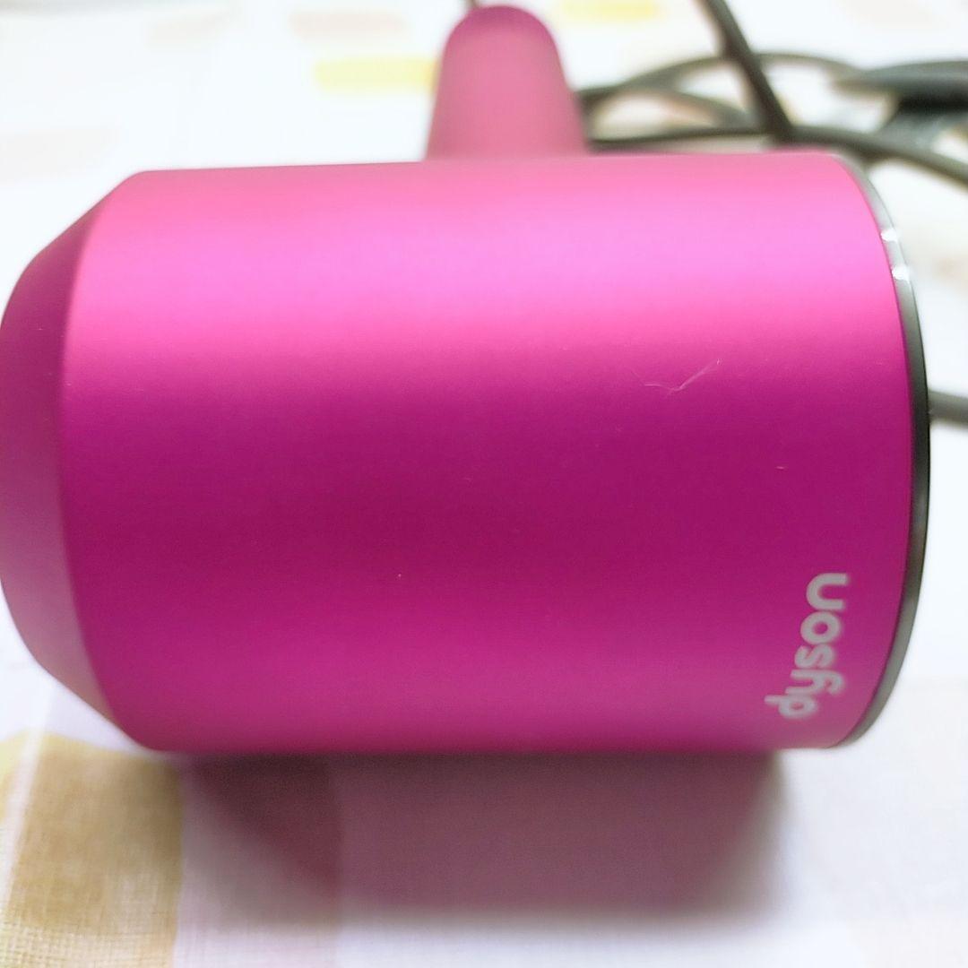 《ほぼ未使用》 ダイソン ドライヤー HD03 Dyson