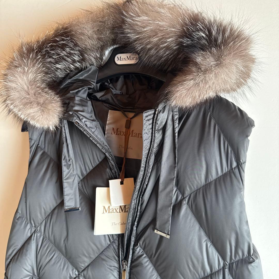 Max Mara The Cube】TREGIL テクニカルキャンパスジレ新品 - メルカリ