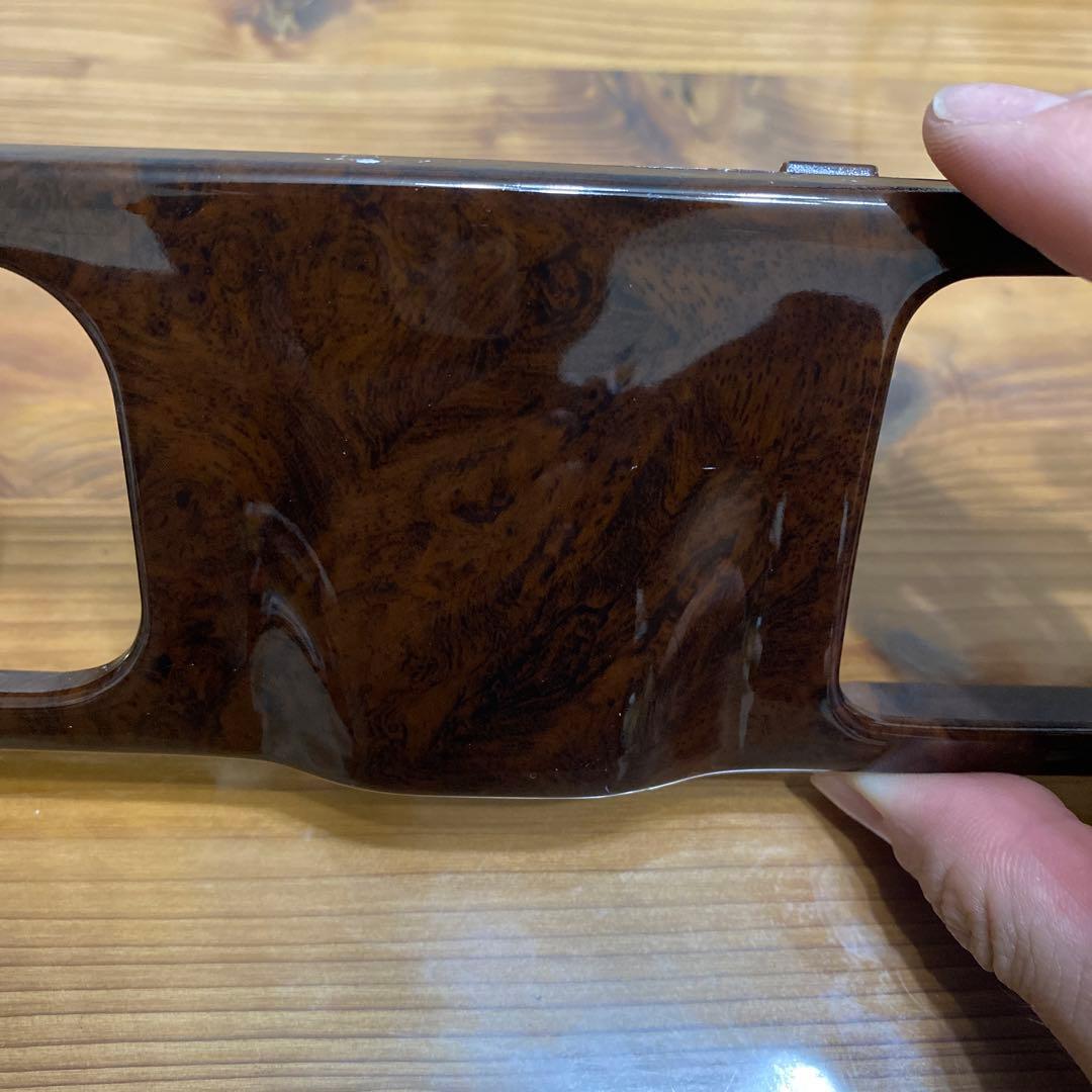 y32 セドリック ・グロリア 運転席側 内張り茶木目パネル。 - メルカリ