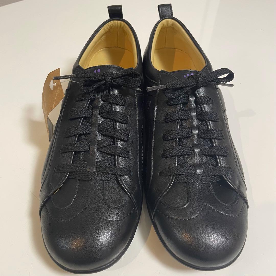 BENESU ベネシュ240ブラック/25.5レディーススニーカー新品未使用