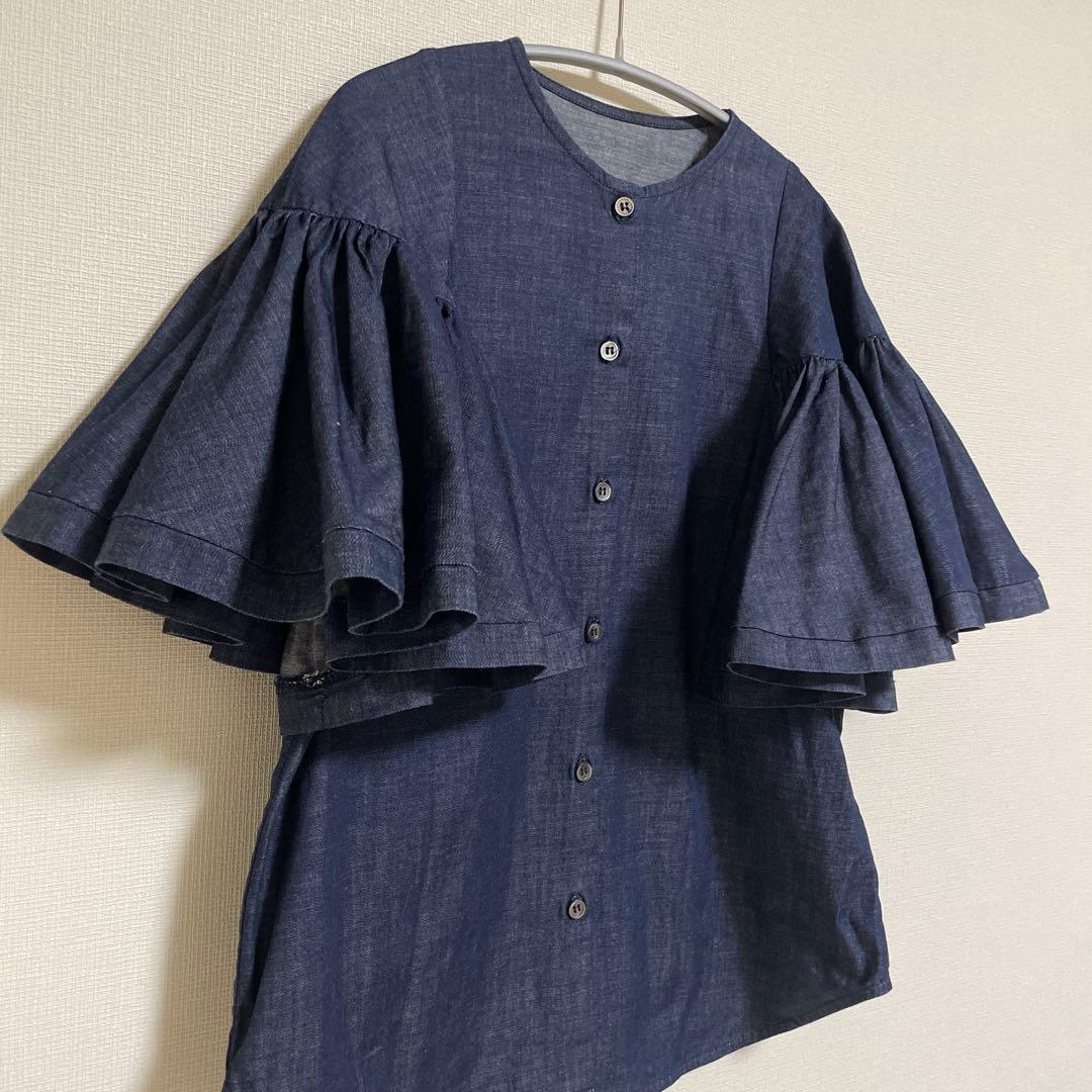 《美品》aLORS アロー　アローパリ　フリルブラウス　エステルジーン